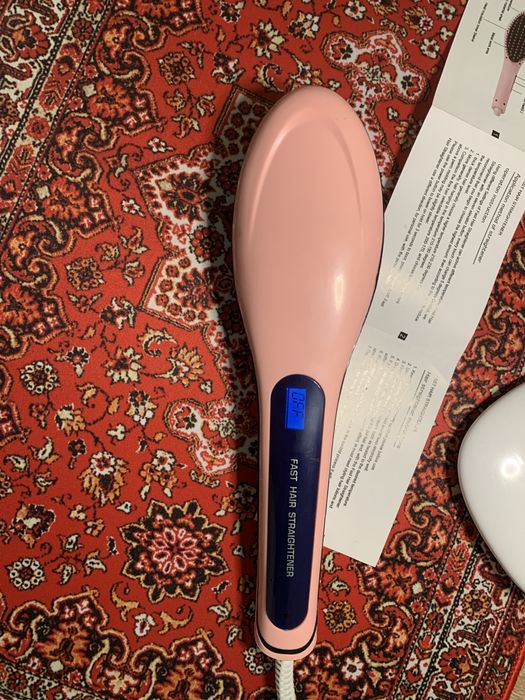 Гребінець-випрямляч рожевого кольору FAST HAIR STRAIGHTENER HQT-906