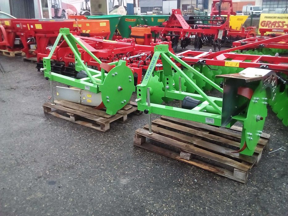 OBSYPNIK do okrywania kopców/pryzm firmy FRISMA S595 MD595