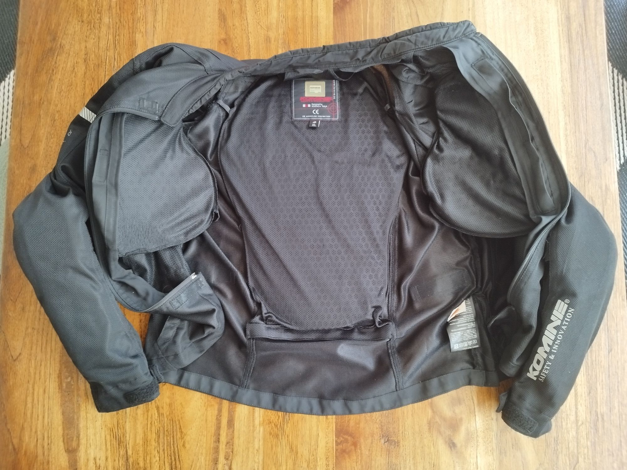KOMINE Jaqueta Protecção