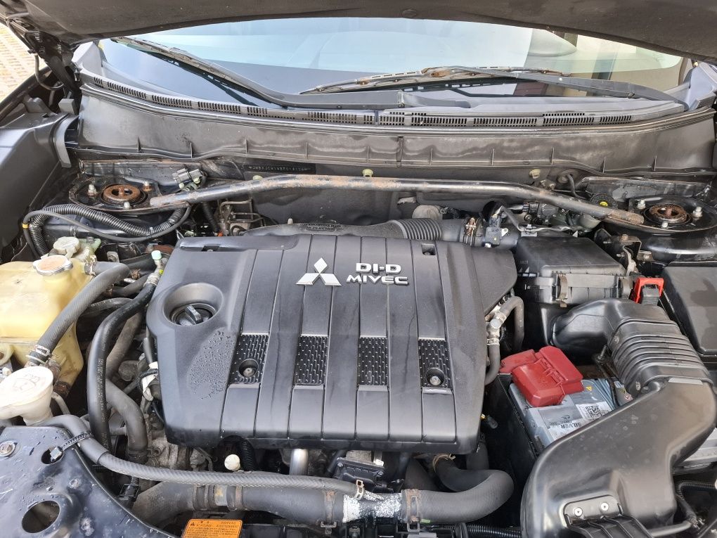 Mitsubishi outlander 2.2 did 7 lug