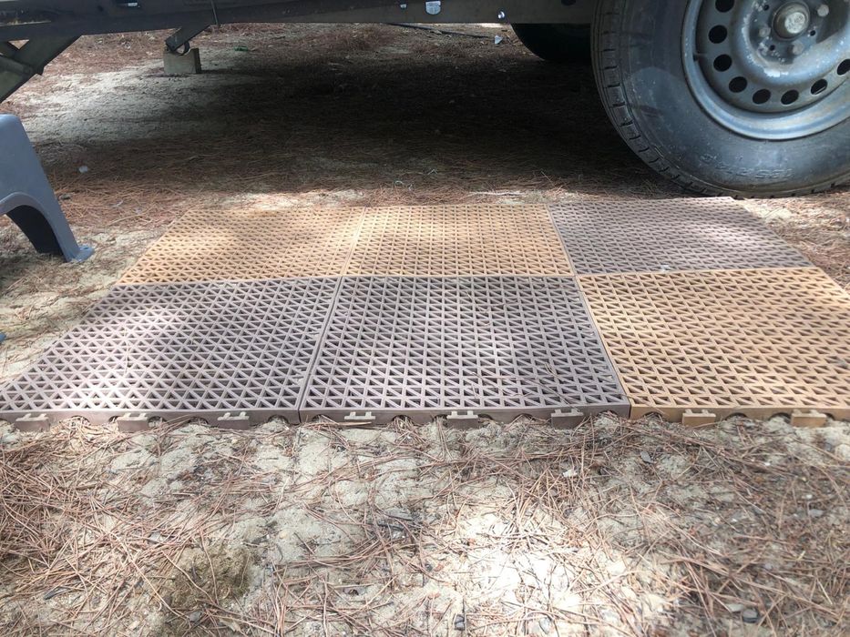 Estrado de encaixe PVC para o exterior