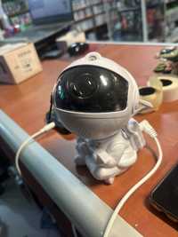 Mini projektor -kosmonauta -nowy