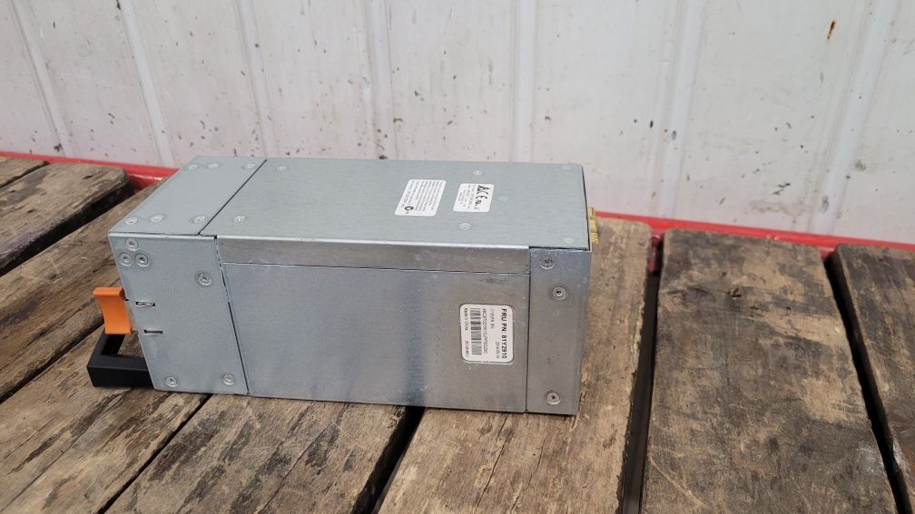 Серверный вентилятор. 80×80 (12V)