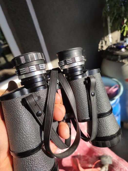Продам крутий бінокль