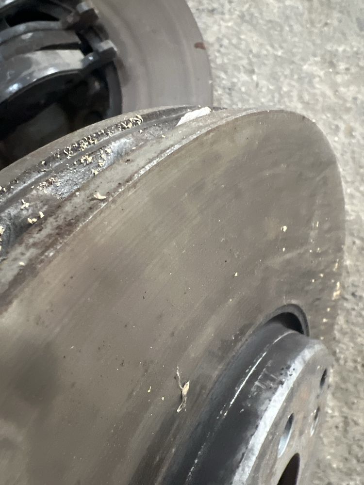Tarcze mercedes s500 e500 TRW komplet