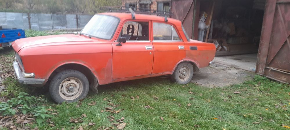 Продам москвіча.