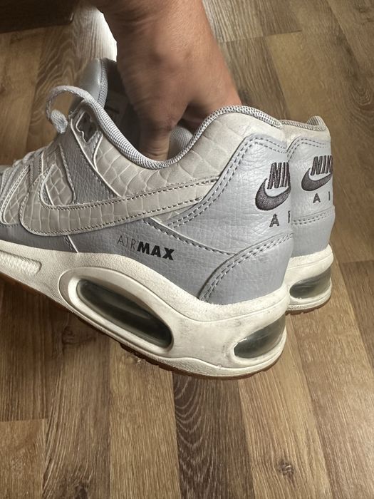 Кросівки Nike p41 устілка 26,5см