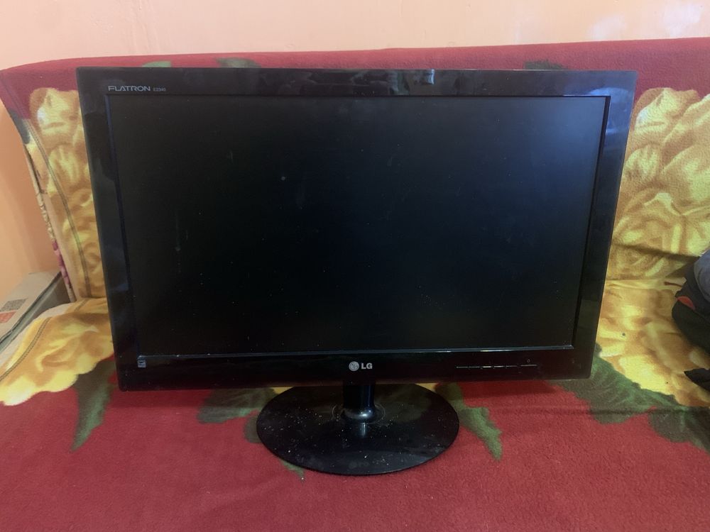 МОНИТОР LG Flatron E2340, требует обслуживания. Диагональ 23".