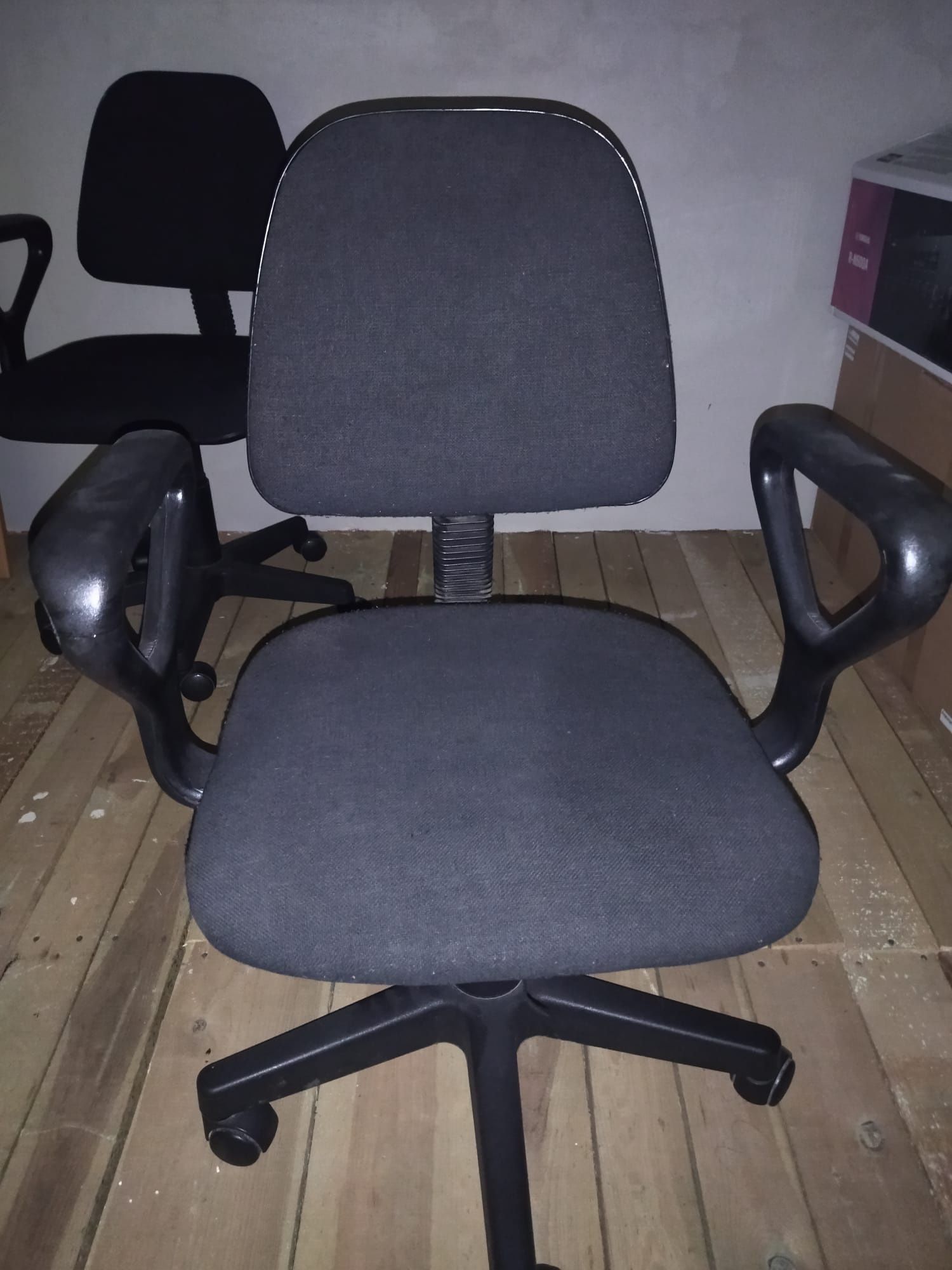 Krzesła na kółkach