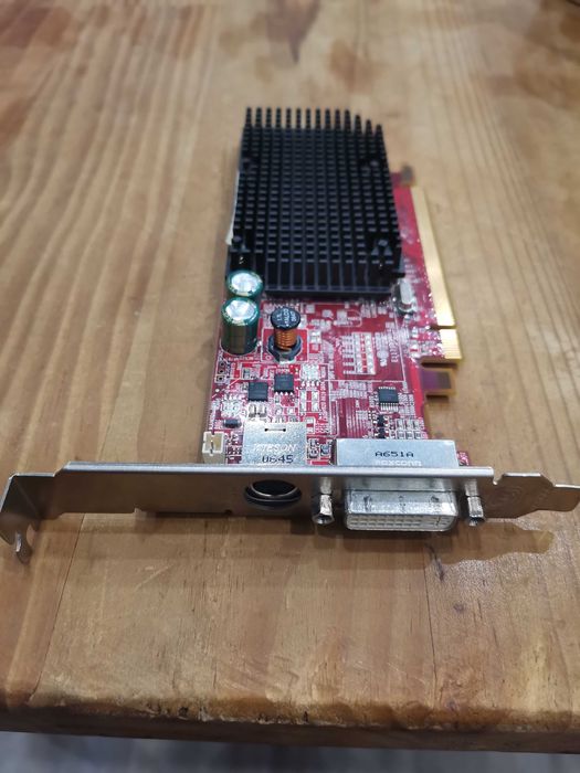 ATI Radeon X1300 128MB PCIe Graphics Card64584327820547121