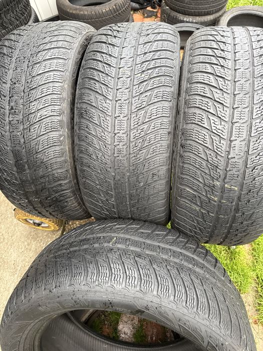 275 50 r20 Nokian