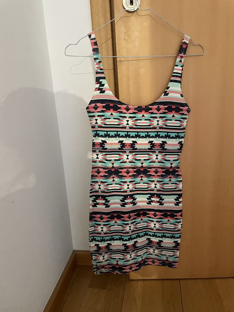 Vestidos de praia e verão