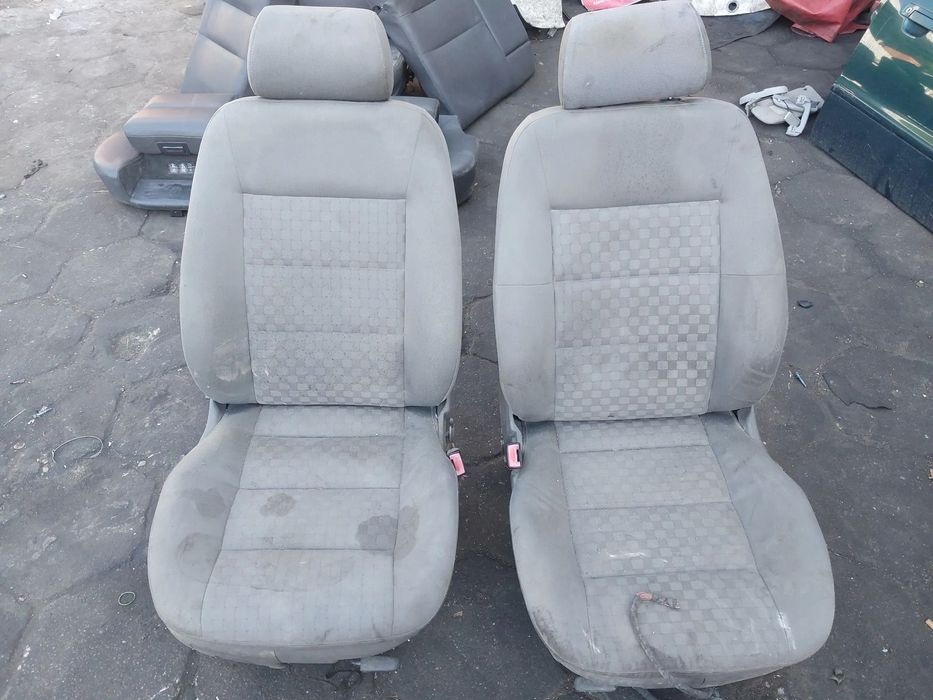 Fotel fotele przód przednie Audi A4 B5 A6 C6 kierowcy pasażera lewy prawy Jasne