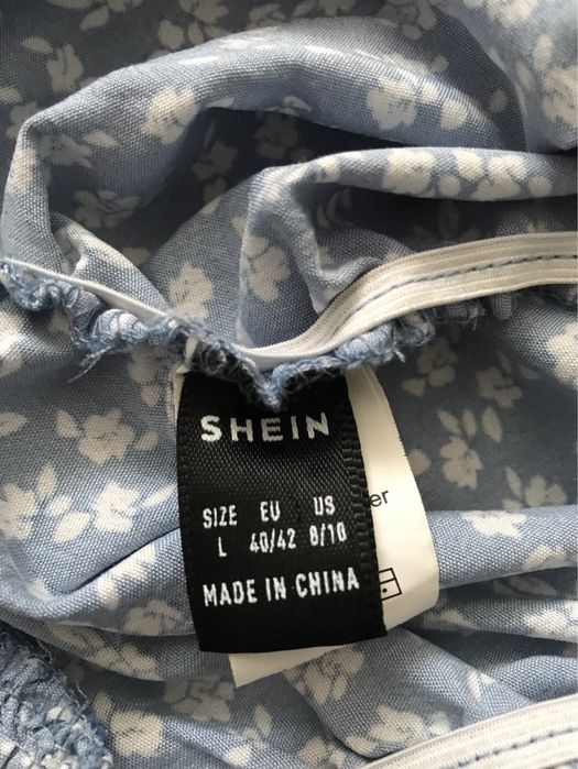 Платье нарядное выпускное SHEIN