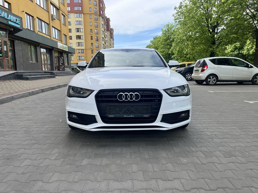 Продам Audi a4 2014