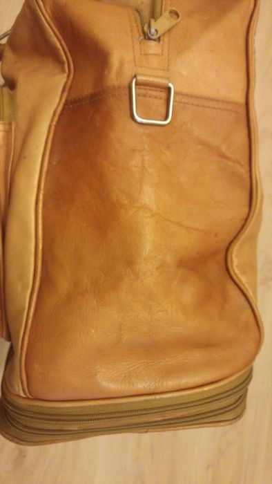 Unikatowa piękna skórzana torba/walizka na kółkach