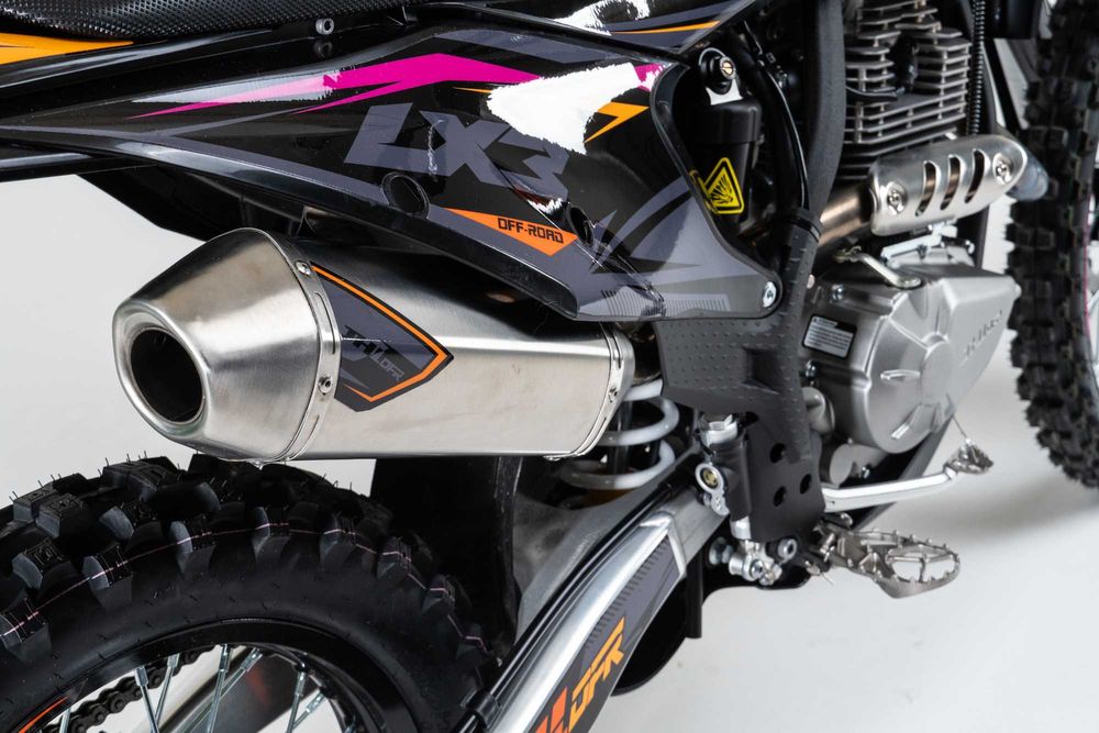 Мотоцкил JHL LX3 300