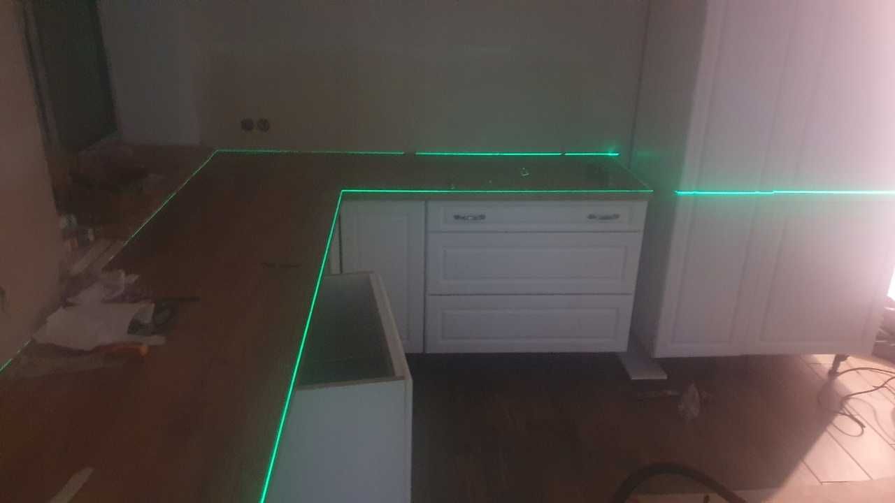 Nowa Poziomica Laserowa 4D TOKACHI z Ogromnym Zestawem Akcesoriów