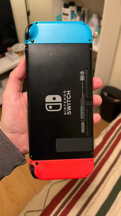 Nintendo Switch 32gb + Pro Controller + Zelda