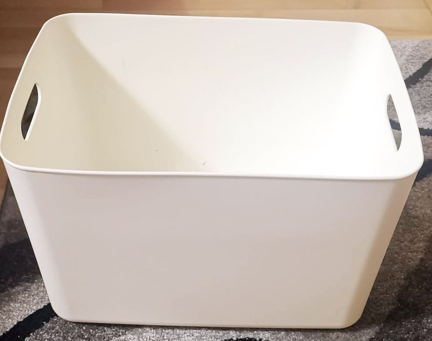 Nowe 2 x bardzo duże, białe, solidne plastikowe pudełko