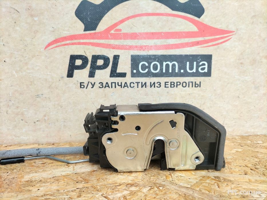 BMW 5 F10 F11 2009-2017 замок двери передней левой 4 pin