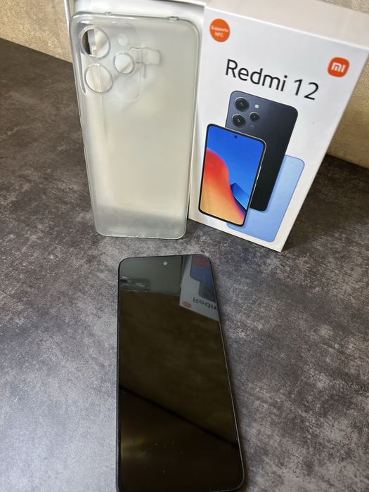 Телефон Xiomi Redmi 12 (128 гб)