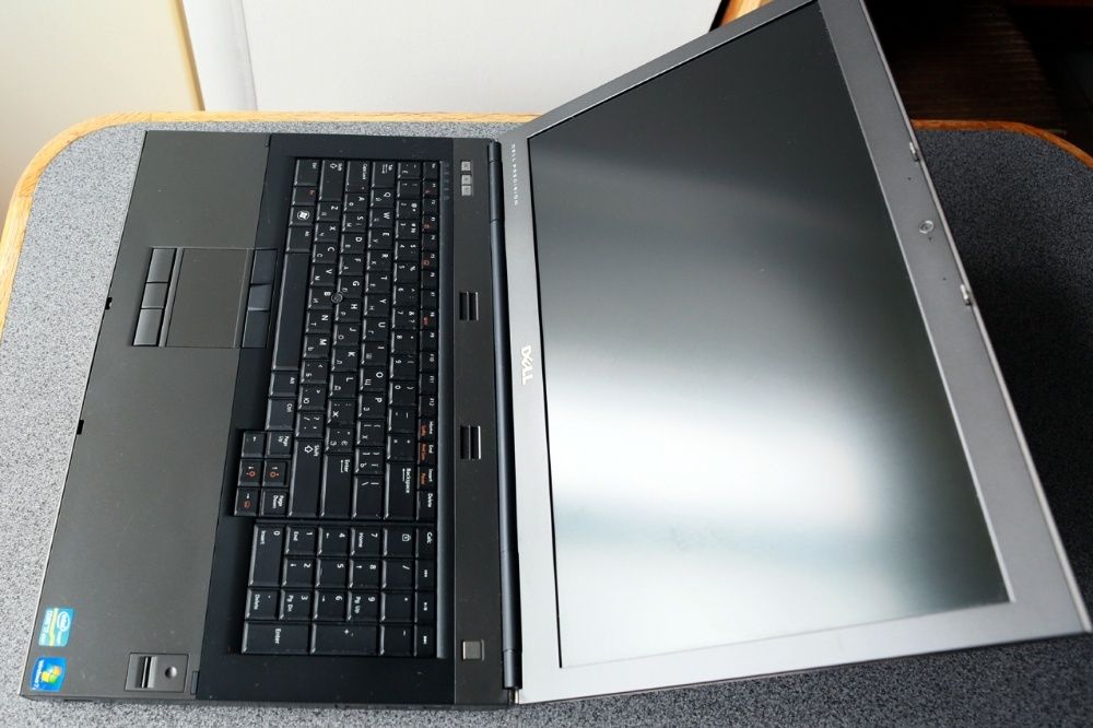 Ноутбук 17 Dell Precision m6600,i7Qm,RAM 8Gb nVidia 3000 FHD