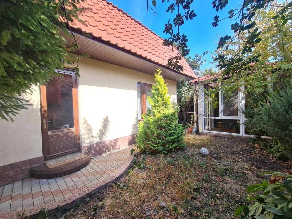 4- комнатный дом 6 станция Люстдорфской дороги/ 1 линия