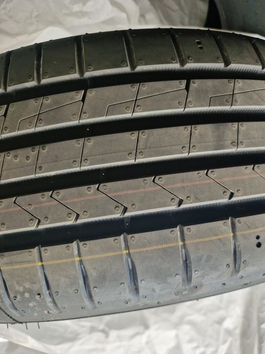 Opony 215/65 R17 Hankook Ventus Prime 4 - 2025 r - Jak Nowe -