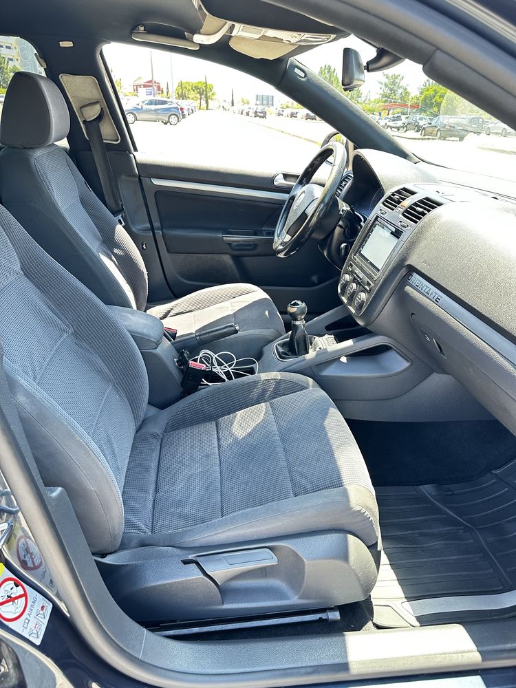 Golf 5 variant 1.9 105cv