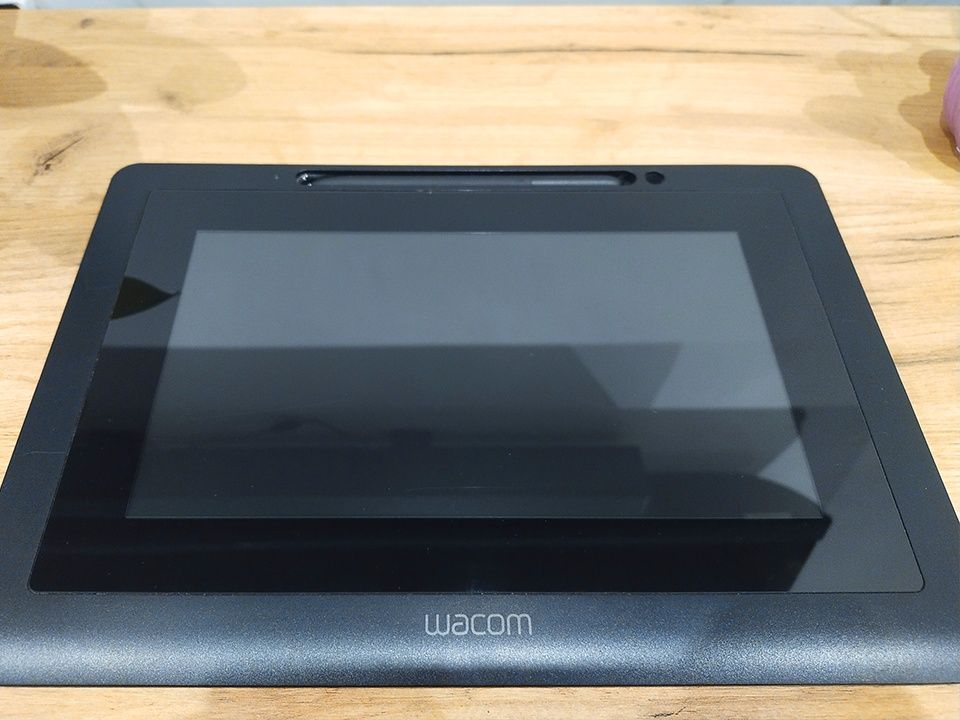 Tablet graficzny WACOM DTU-1031X Stan bardzo dobry