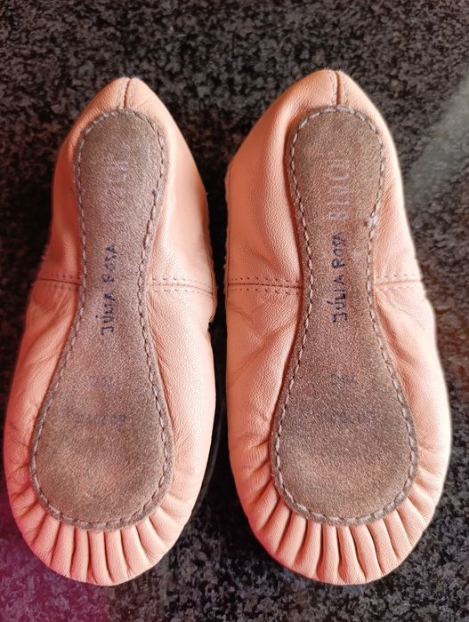 Sapatos ballet. Tamanho 10 c.