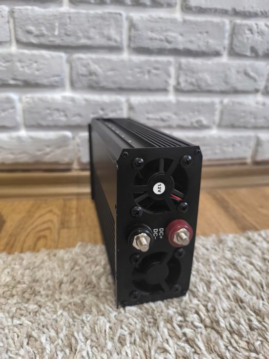 Новий інвертор 5 КВат + зарядка для акумулятора в подарунок