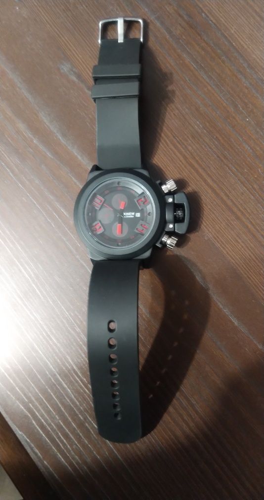 Zegarek militarny Xinew nowy duży