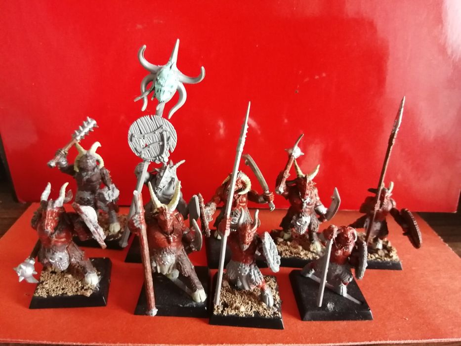 Figurki Warhammer Beastmen Brayherds Gory 9 sztuk cz II