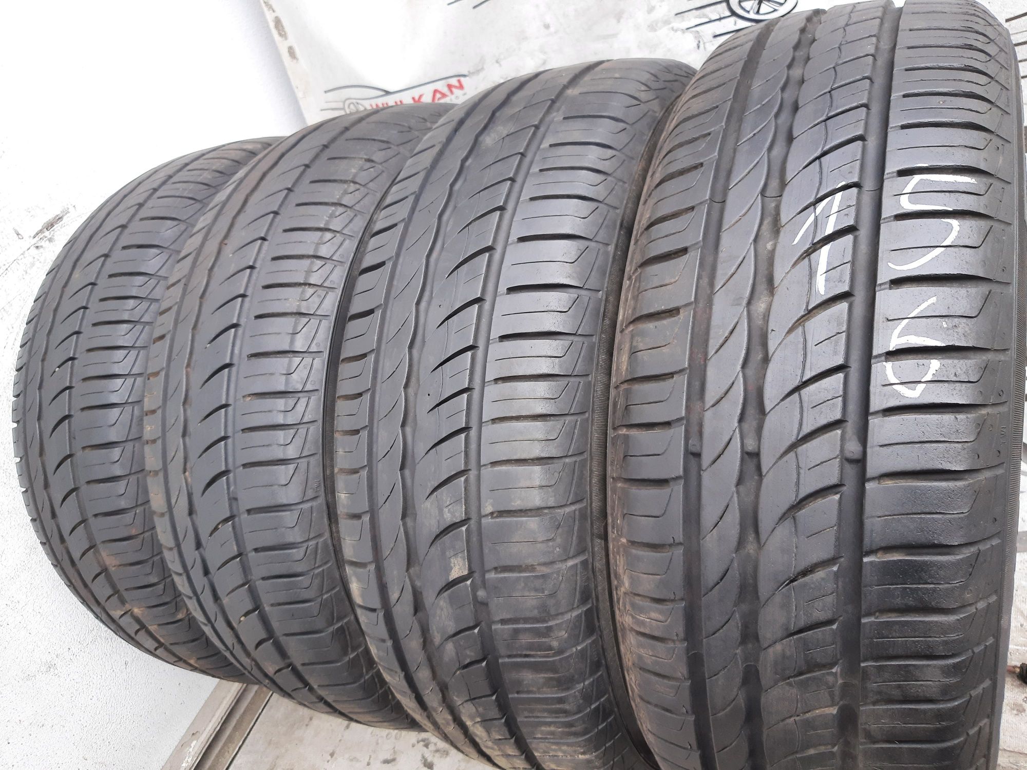 185/65r14 86T Pirelli Cinturato P1