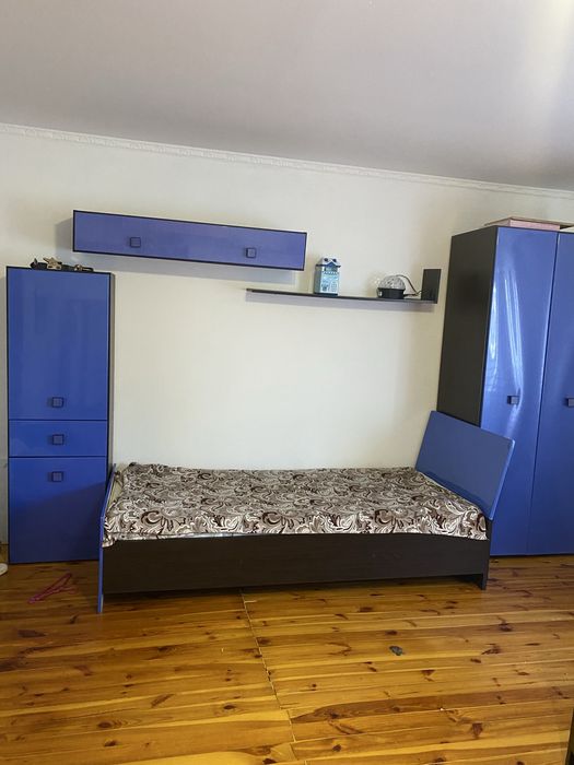 Продам меблі в дитячу