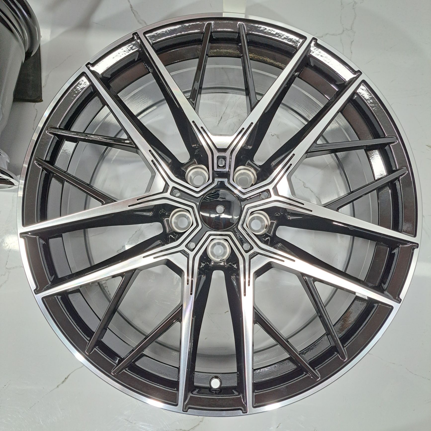 Jantes 19" LOOK BMW 555M série 1 2 X1 X2 F40 Mini VW Audi 5x112