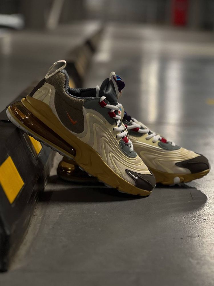 Nike Air Max 270 React ENG х Travis Scott