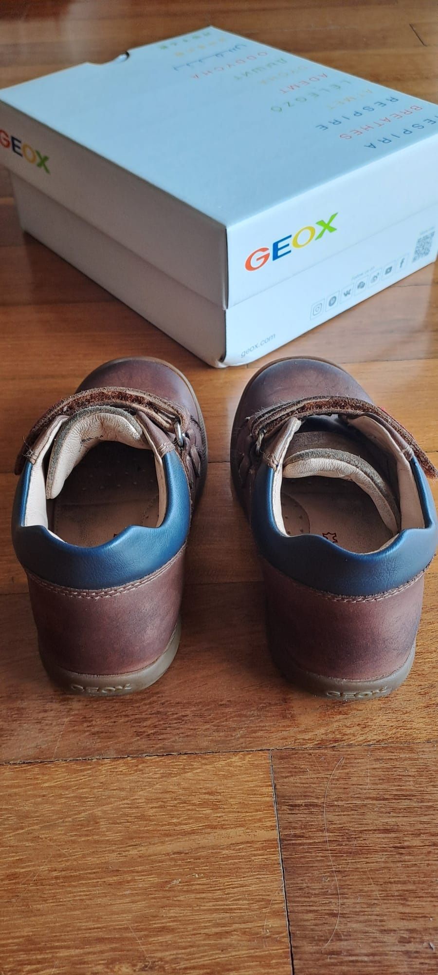 Botas castanhas Geox 24