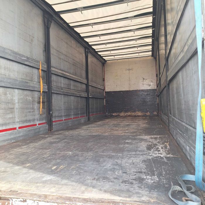 Vende-se Scania P280