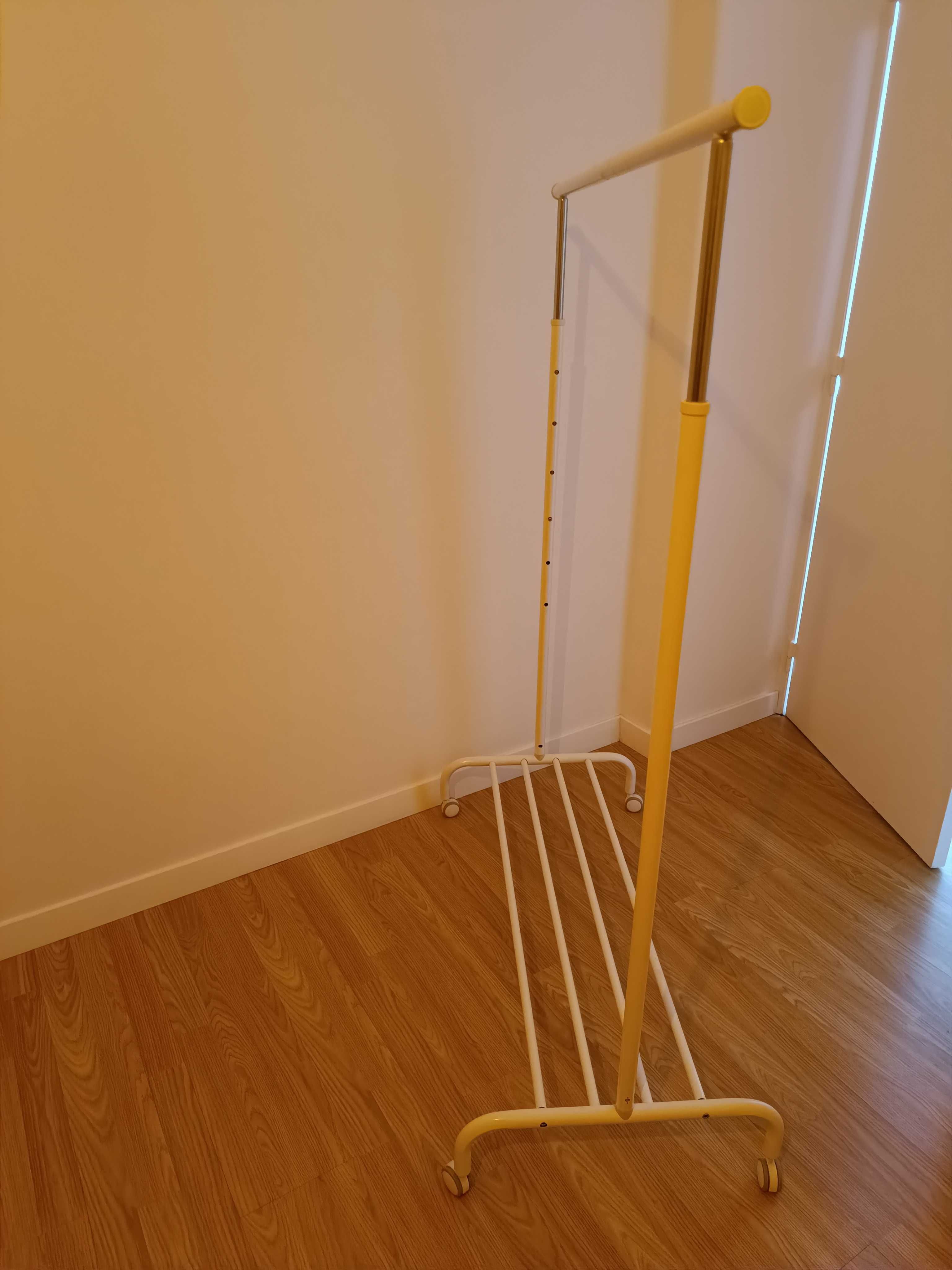Suporte para cabides RIGGA da Ikea