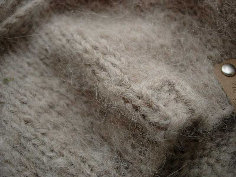 beżowy fluffy kaptur balaclava alpaka i kaszmir