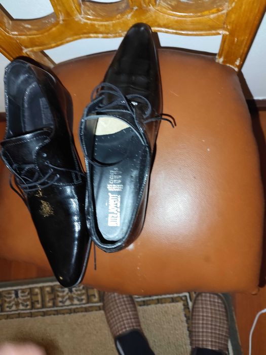 Sapatos de verniz , como novos ...