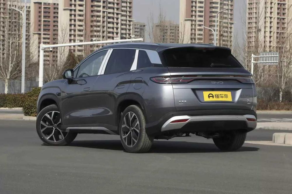 2025 BYD Song L DMi Beyond edition