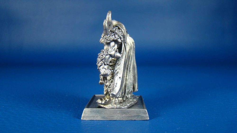Metalowa Figurka Pogromca zła Borys do gry RPG DnD 30 mm