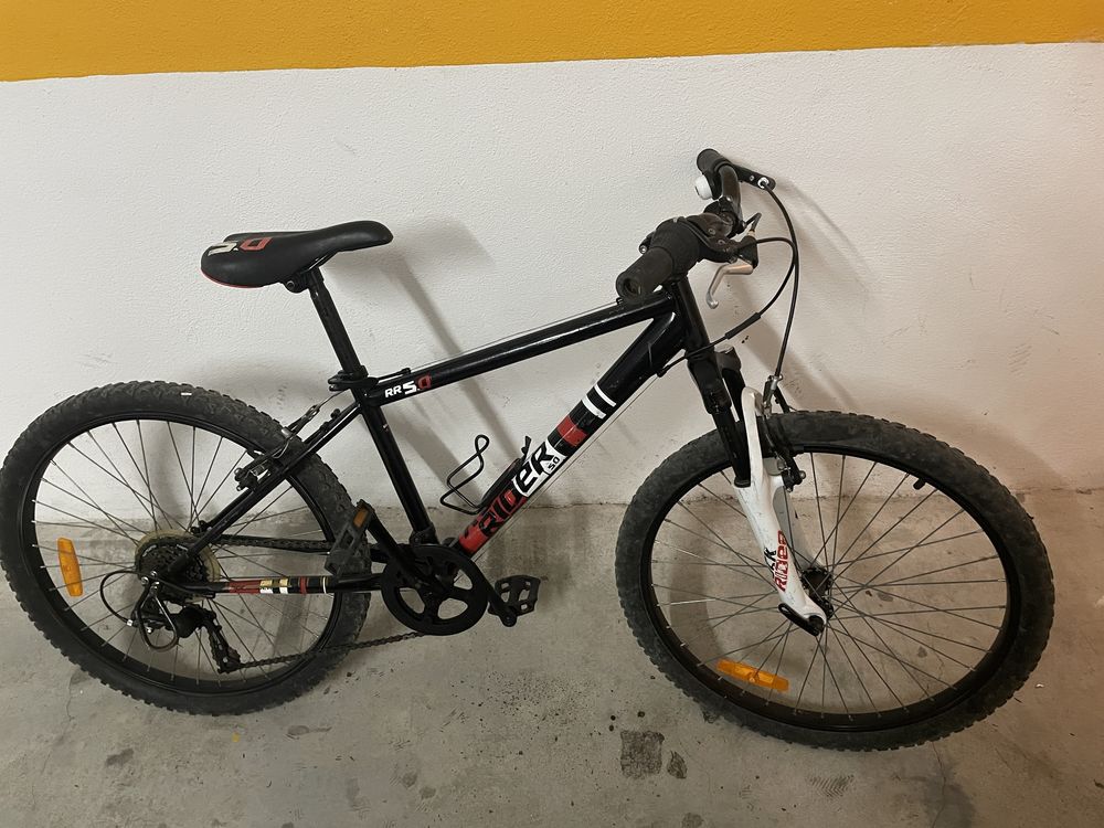 Bicicleta Rockrider 24 com 18 velocidades