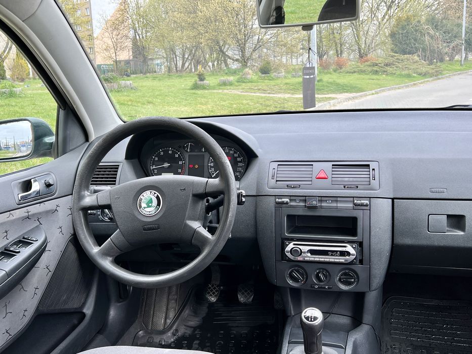 Wynajem samochodu Wynajem Aut Wypożyczalnia doba tydzień wypożyczenie