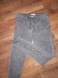 Wyjatkowe, sznurowane spodnie rurki jeans, rozmiar S-M-L