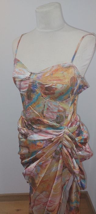 Sukienka wieczorowa , na wyjście